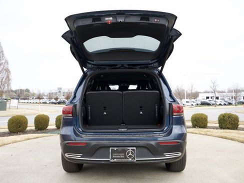 Certified 2023 Mercedes-Benz EQB 300 4MATIC image 17