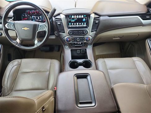 Used 2019 Chevrolet Tahoe LT w/ LT Signature Package image 21