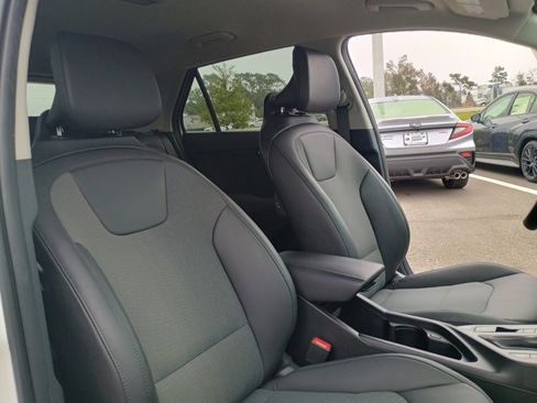 Used 2023 Kia Niro EX image 23