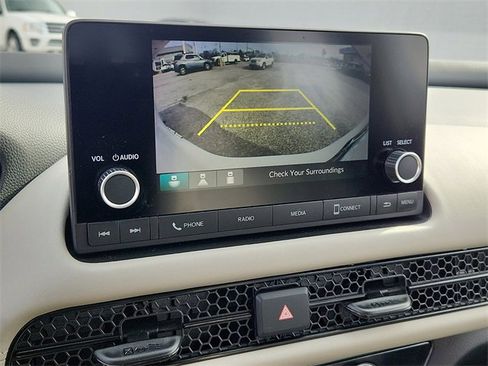 Used 2025 Honda HR-V LX image 11