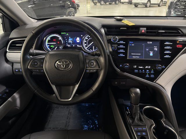 Used 2018 Toyota Camry XLE FWD image 27