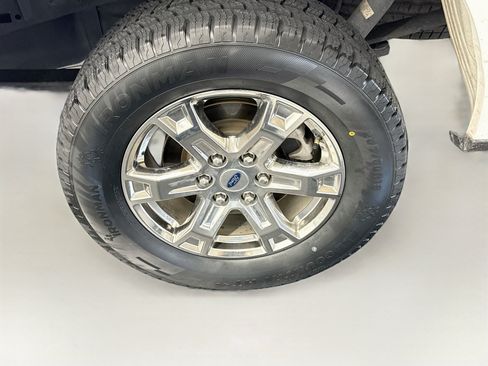 Used 2021 Ford F150 XLT w/ Equipment Group 302A High RWD image 11