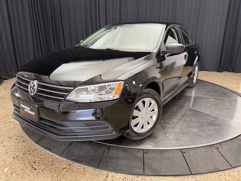 Used 2016 Volkswagen Jetta S FWD image 3