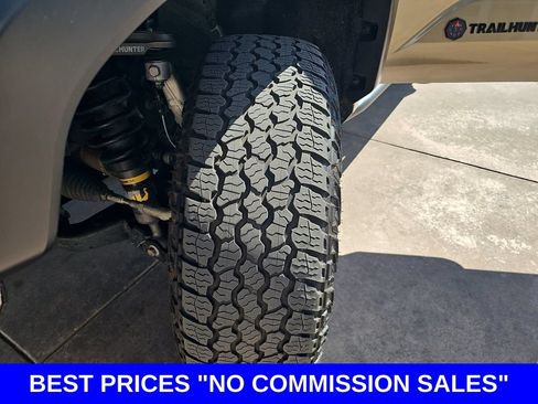 Used 2025 Toyota Tacoma 4x4 Double Cab Hybrid image 33