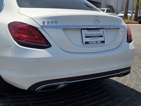 Used 2019 Mercedes-Benz C 300 Sedan image 4