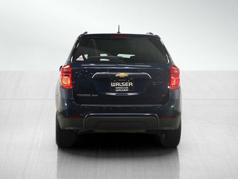 Used 2017 Chevrolet Equinox LT w/ Convenience Package AWD/4WD image 4