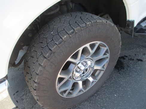 Used 2020 Ford F250 Lariat AWD/4WD image 12