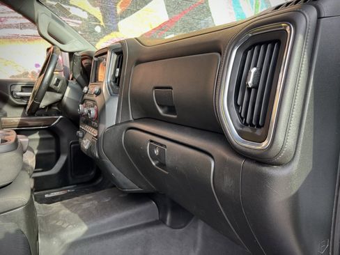 Used 2023 Chevrolet Silverado 2500 LT w/ Convenience Package image 33