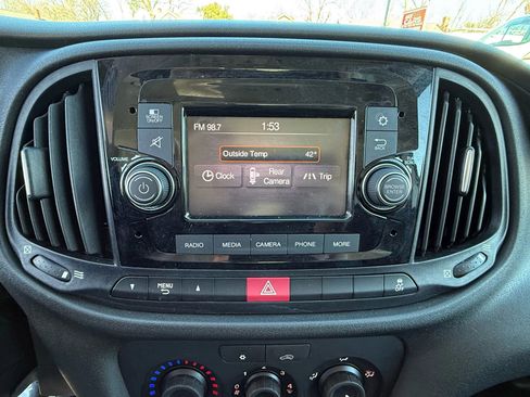 Used 2021 RAM ProMaster City Tradesman w/ Window Group 09 image 4