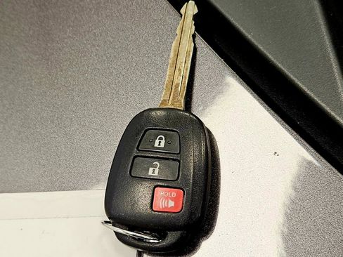 Used 2015 Toyota Prius C Two image 31