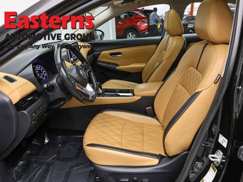Used 2023 Nissan Sentra SV w/ SV Premium Package FWD image 14