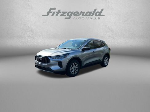 Used 2024 Ford Escape Active FWD image 3