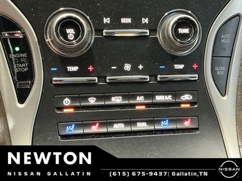 Used 2016 Lincoln MKX Reserve w/ Technology Package FWD image 7