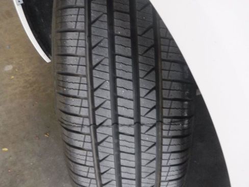 Used 2012 Toyota Sienna LE image 17