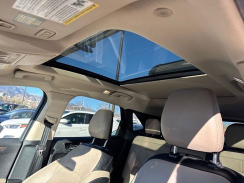 Used 2020 Ford Escape Titanium image 45