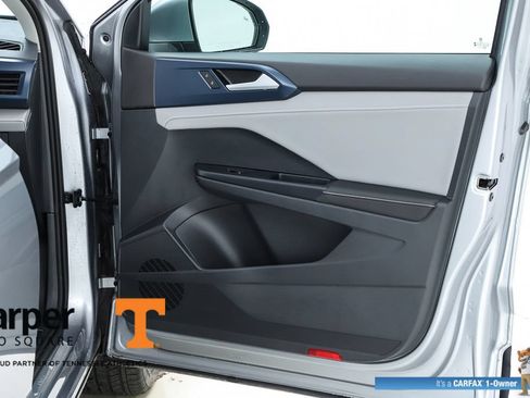 Used 2024 Volkswagen Taos SE FWD image 68