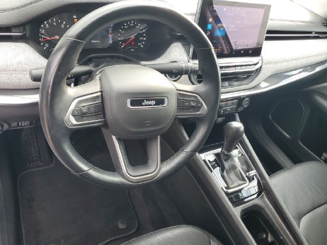 Used 2022 Jeep Compass Latitude AWD/4WD image 18