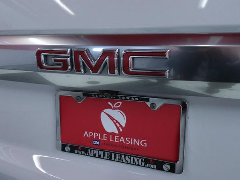 Used 2021 GMC Yukon XL Denali AWD/4WD image 33