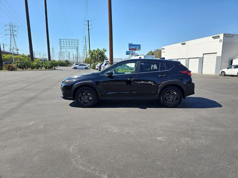Used 2024 Subaru Crosstrek 2.0i image 4