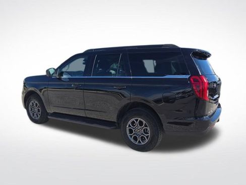 Used 2025 Ford Expedition Active AWD/4WD image 5