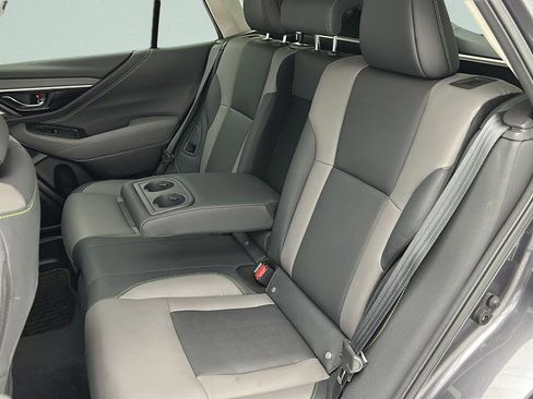 Used 2025 Subaru Outback Onyx Edition AWD/4WD image 9