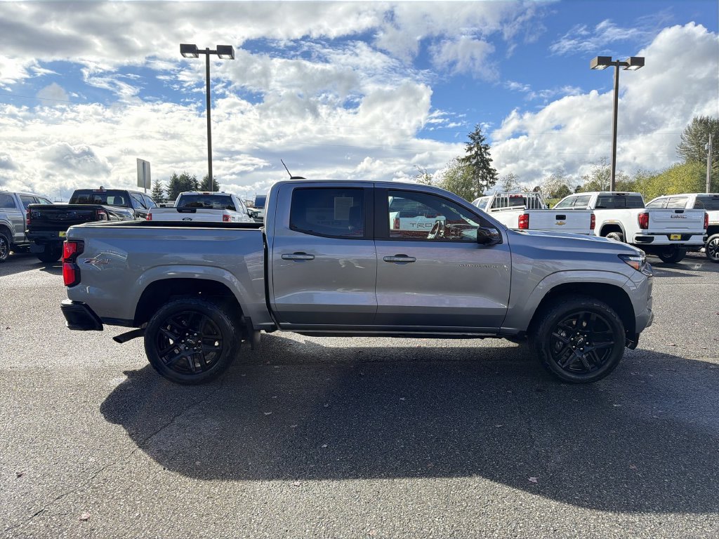 Certified 2025 Chevrolet Colorado Z71 w/ Technology Package AWD/4WD image 2