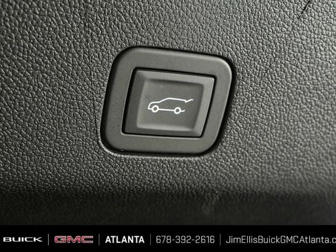 Certified 2026 GMC Yukon Denali Ultimate AWD/4WD image 36