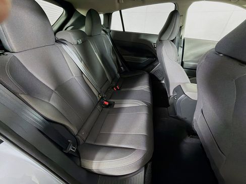 Used 2025 Subaru Crosstrek 2.0i Premium image 27