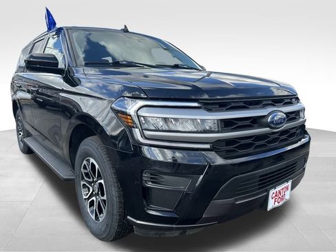 Certified 2024 Ford Expedition XLT image 7