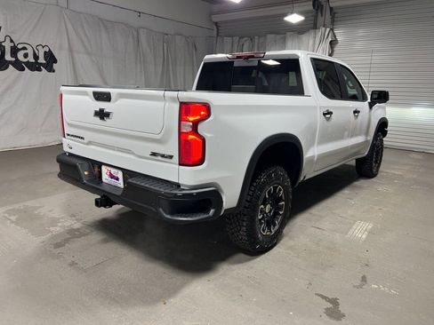 New 2026 Chevrolet Silverado 1500 ZR2 w/ LPO, Dark Essentials Package AWD/4WD image 7