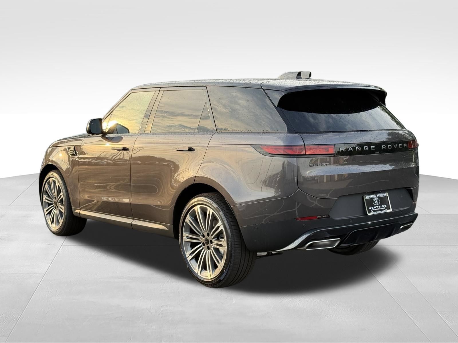 New 2026 Land Rover Range Rover Sport SE AWD/4WD image 3