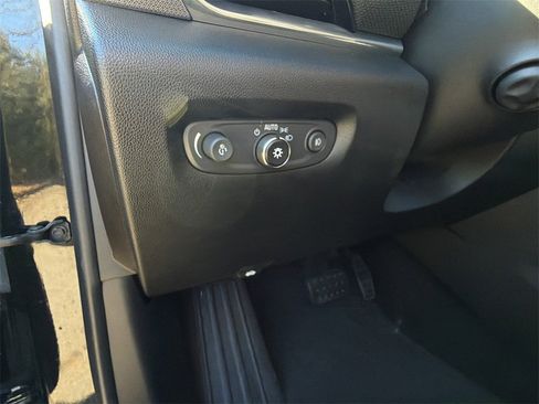 Used 2019 Chevrolet Traverse Premier w/ Redline Edition image 27