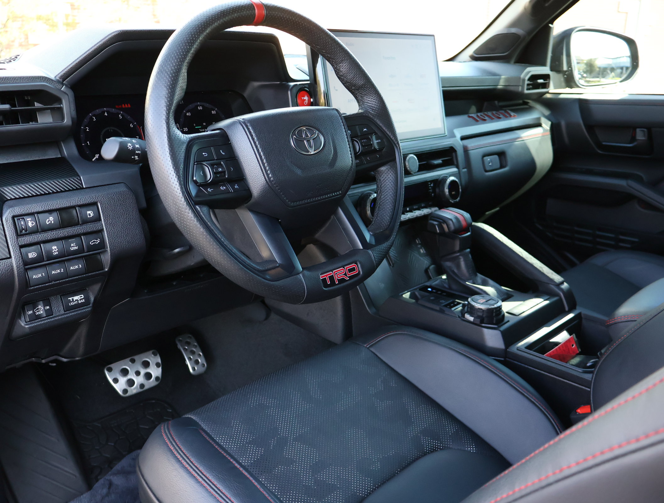 Used 2024 Toyota Tacoma TRD Pro AWD/4WD image 3