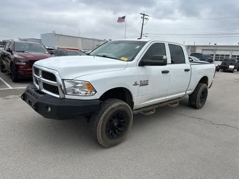 Used 2016 RAM 3500 Tradesman w/ Chrome Appearance Group image 11