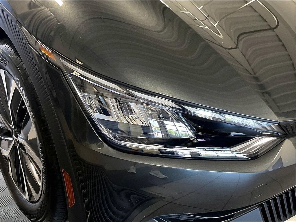 Used 2024 Kia EV6 Light AWD/4WD image 31