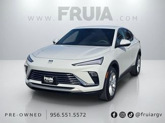 Used 2025 Buick Envista Preferred video 1