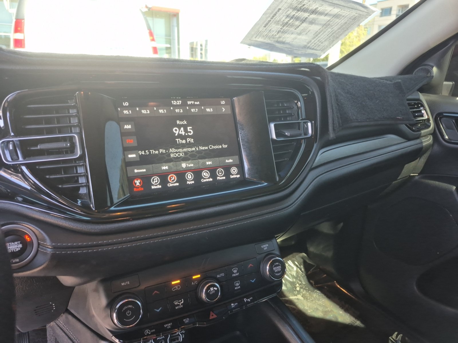 Used 2022 Dodge Durango SXT RWD image 11