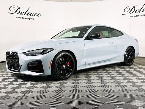 Used 2023 BMW M440i Coupe w/ Premium Package image 3