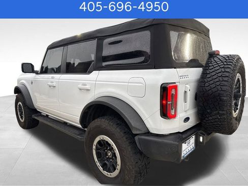 Used 2023 Ford Bronco Outer Banks w/ Sasquatch Package image 3