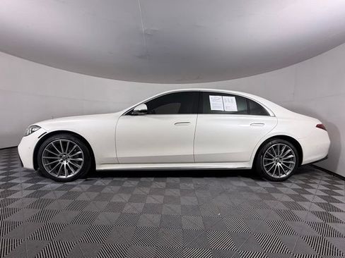 Used 2022 Mercedes-Benz S 500 4MATIC image 3