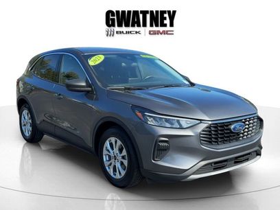 Used 2023 Ford Escape Active w/ Cold Weather Package