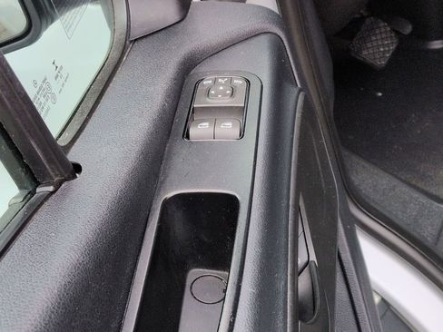 Used 2021 Mercedes-Benz Sprinter 2500 image 7