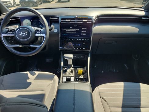 Used 2023 Hyundai Santa Cruz SEL Premium AWD/4WD image 9