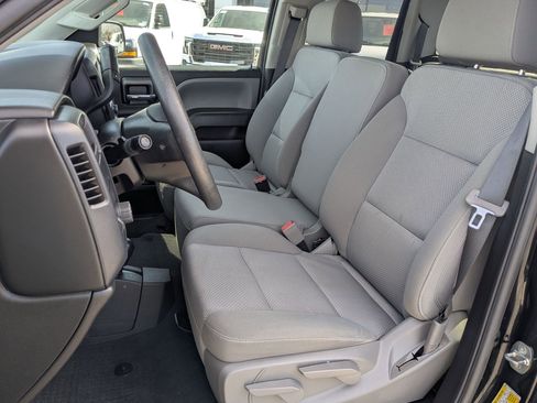 Used 2019 Chevrolet Silverado 1500 Custom w/ Custom Convenience Package image 23