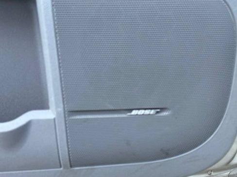 Used 2014 Chevrolet Traverse LTZ FWD image 23