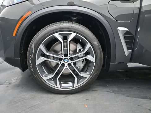 New 2026 BMW X5 xDrive50e AWD/4WD image 4