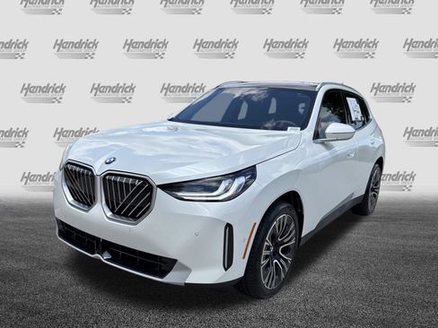 Used 2025 BMW X3 xDrive30i w/ Convenience Package image 5