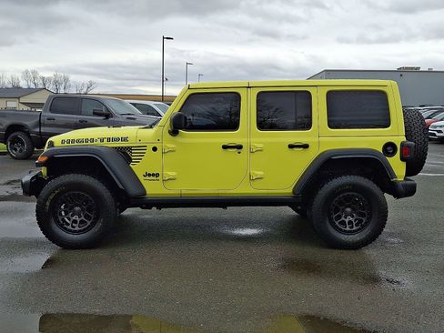 Used 2022 Jeep Wrangler Unlimited Sport image 4