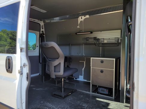 Used 2025 RAM ProMaster 1500 w/ Quick Order Package 22G SLT FWD image 16