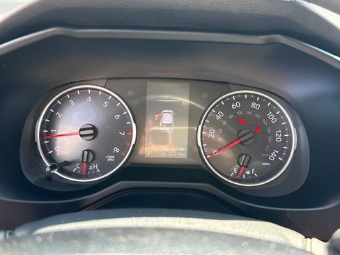 Used 2020 Toyota RAV4 LE w/ All Weather Liner Package AWD/4WD image 9